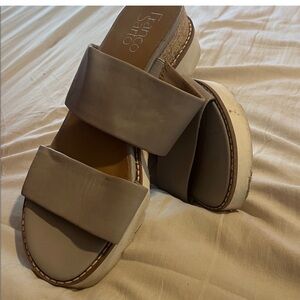 FRANCO SARTO TAUPE LEATHER MULES Stylish Women's Sandals SIZE 7